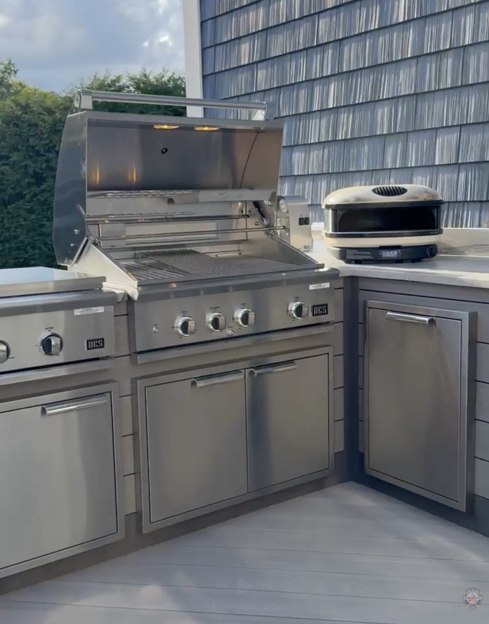 Modern Outdoor Kitchen Ideas: DCS Outdoor Kitchen, White Plains, NY